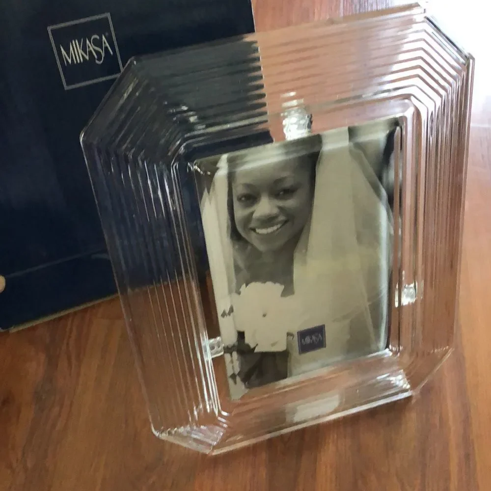 New in box MIKASA Glass beveled Picture frame. Great for weddings.
